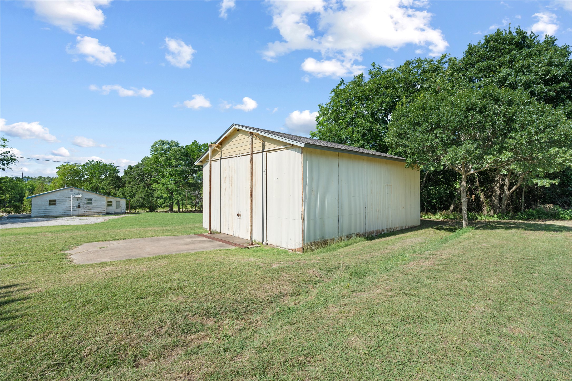 1712 Madison Street Weatherford TX 76086