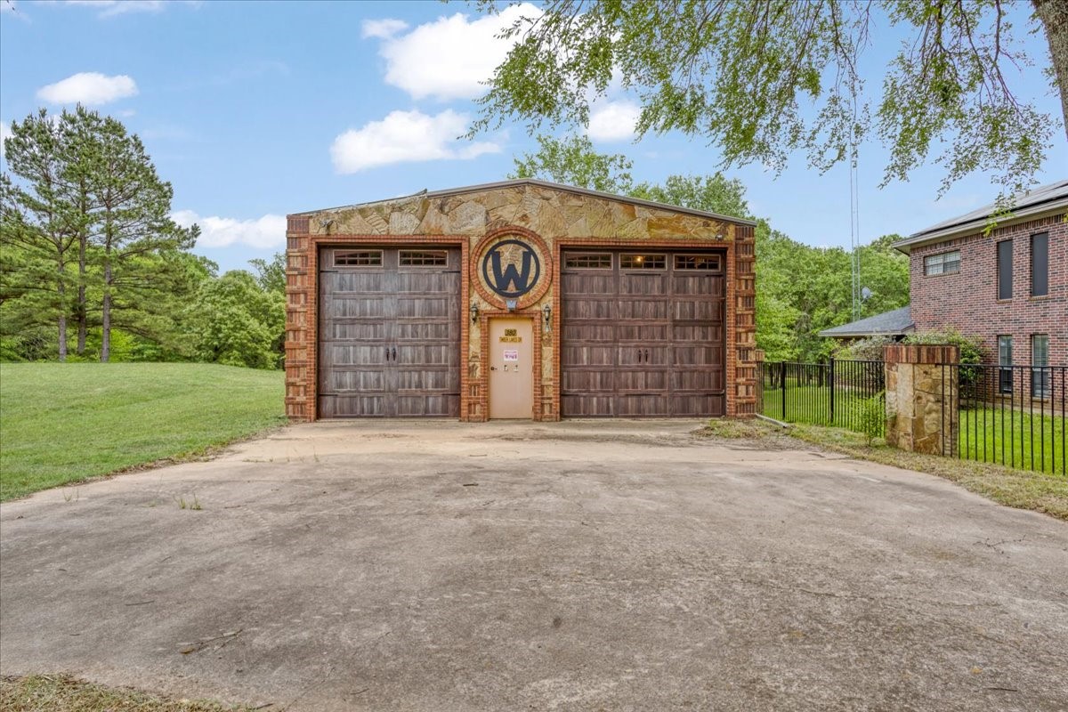 380 Timber Lakes Drive Powderly TX 75473