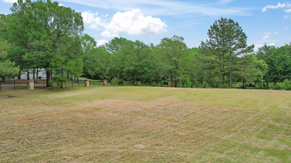 380 Timber Lakes Drive Powderly TX 75473