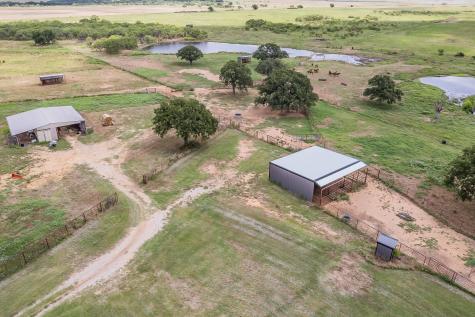 495 Lyles Road Henrietta TX 76365