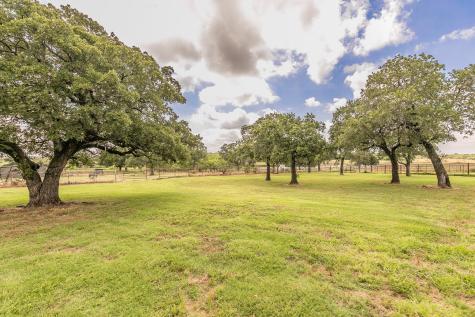495 Lyles Road Henrietta TX 76365