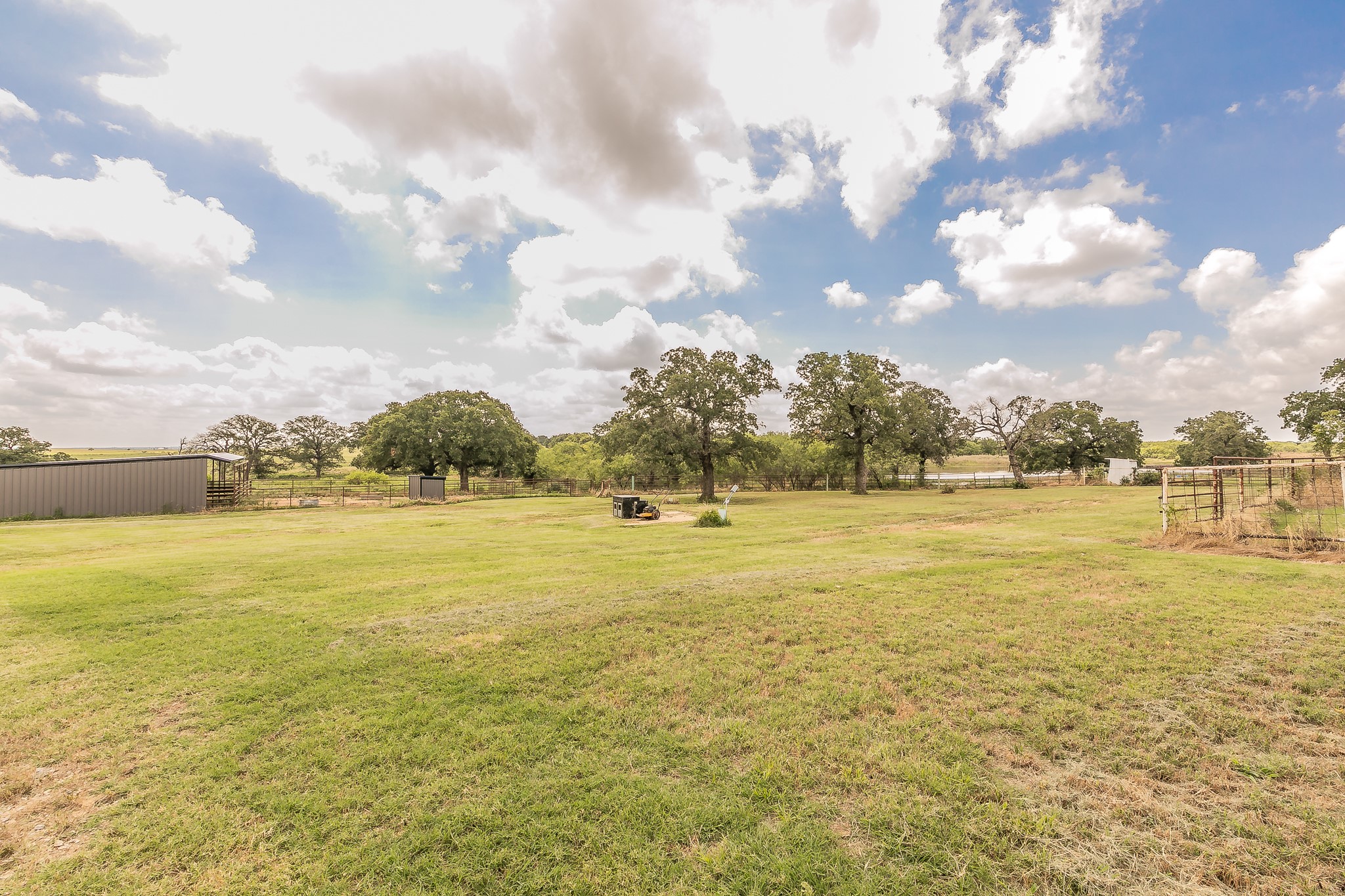 495 Lyles Road Henrietta TX 76365