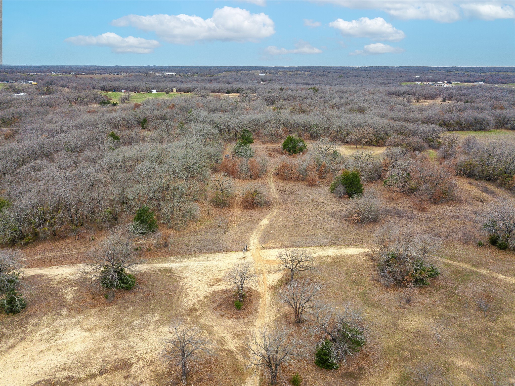 2549 N Highway 101 Chico TX 76431