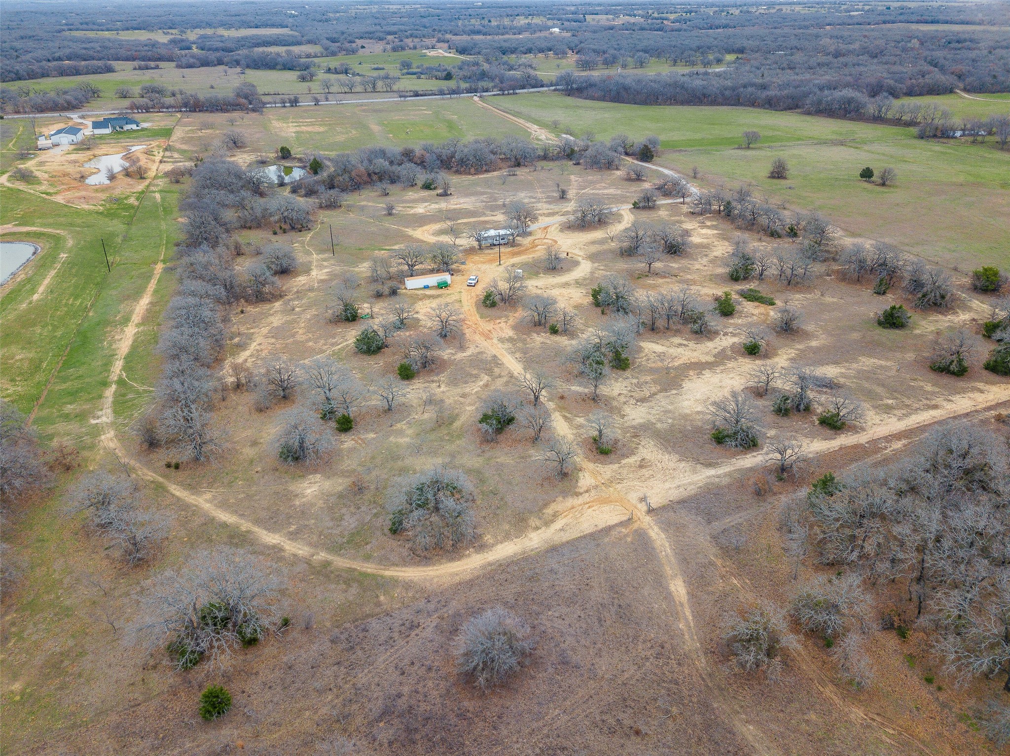 2549 N Highway 101 Chico TX 76431