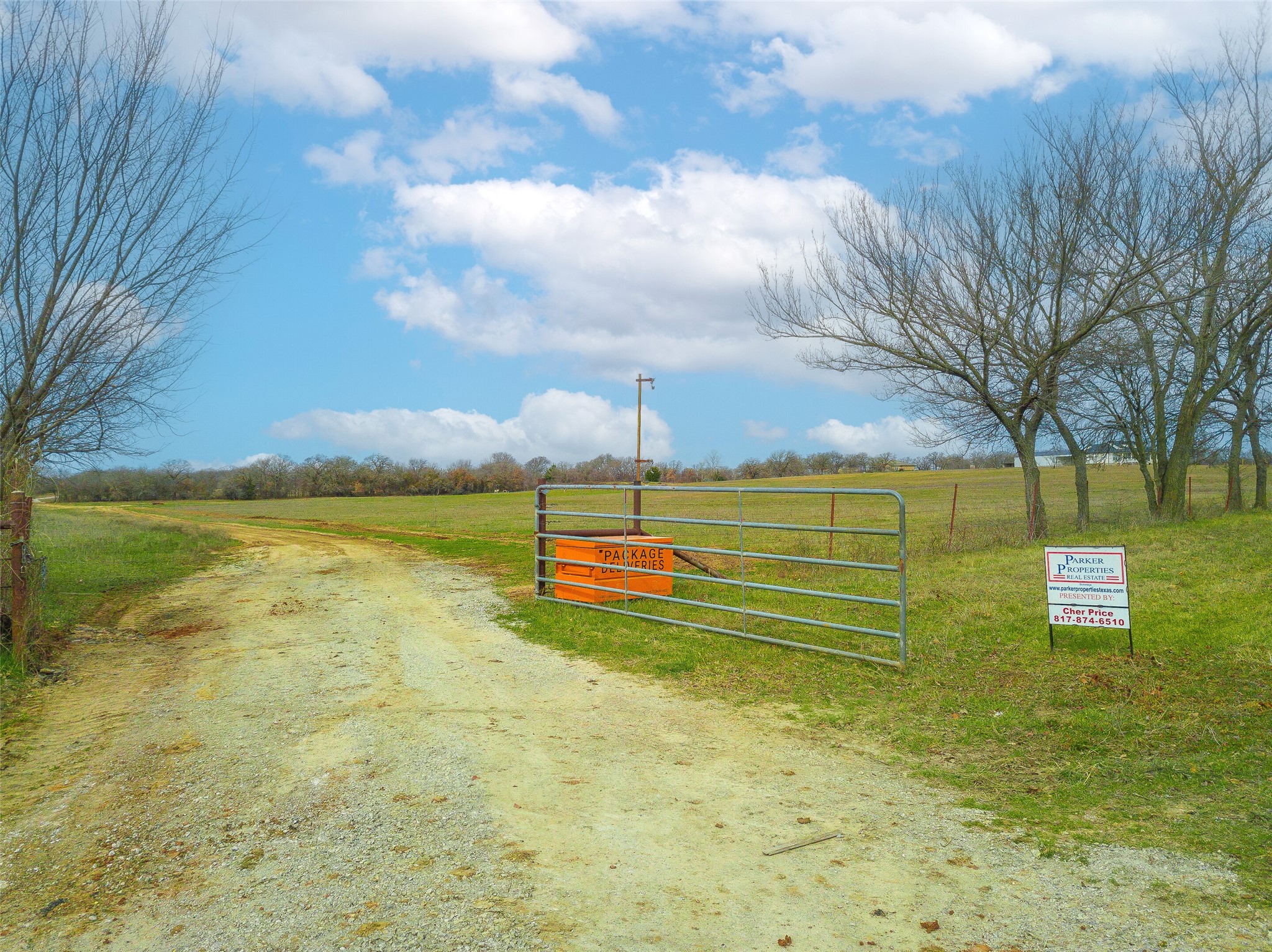 2549 N Highway 101 Chico TX 76431