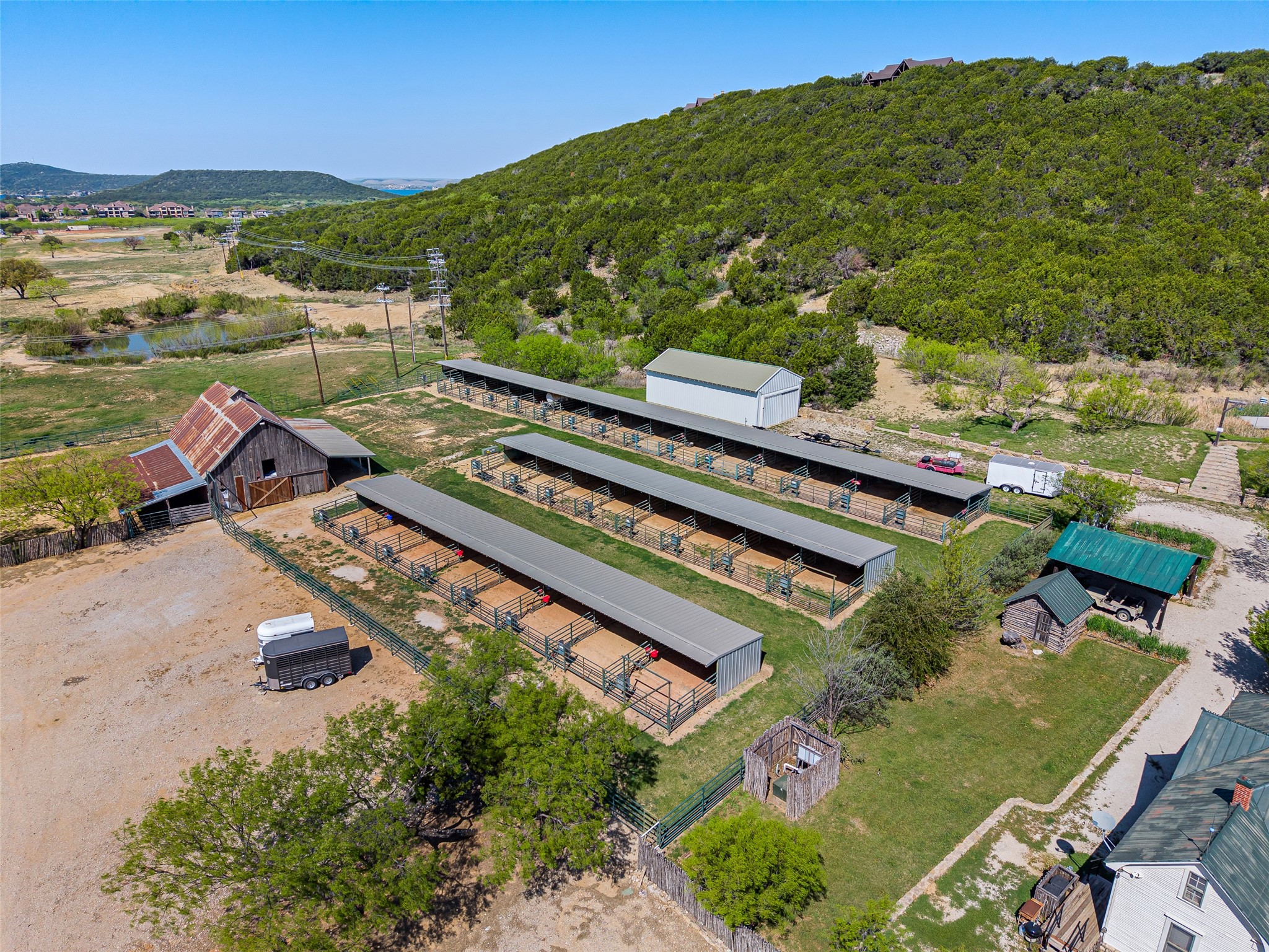 1131 Panorama Way Graford TX 76449