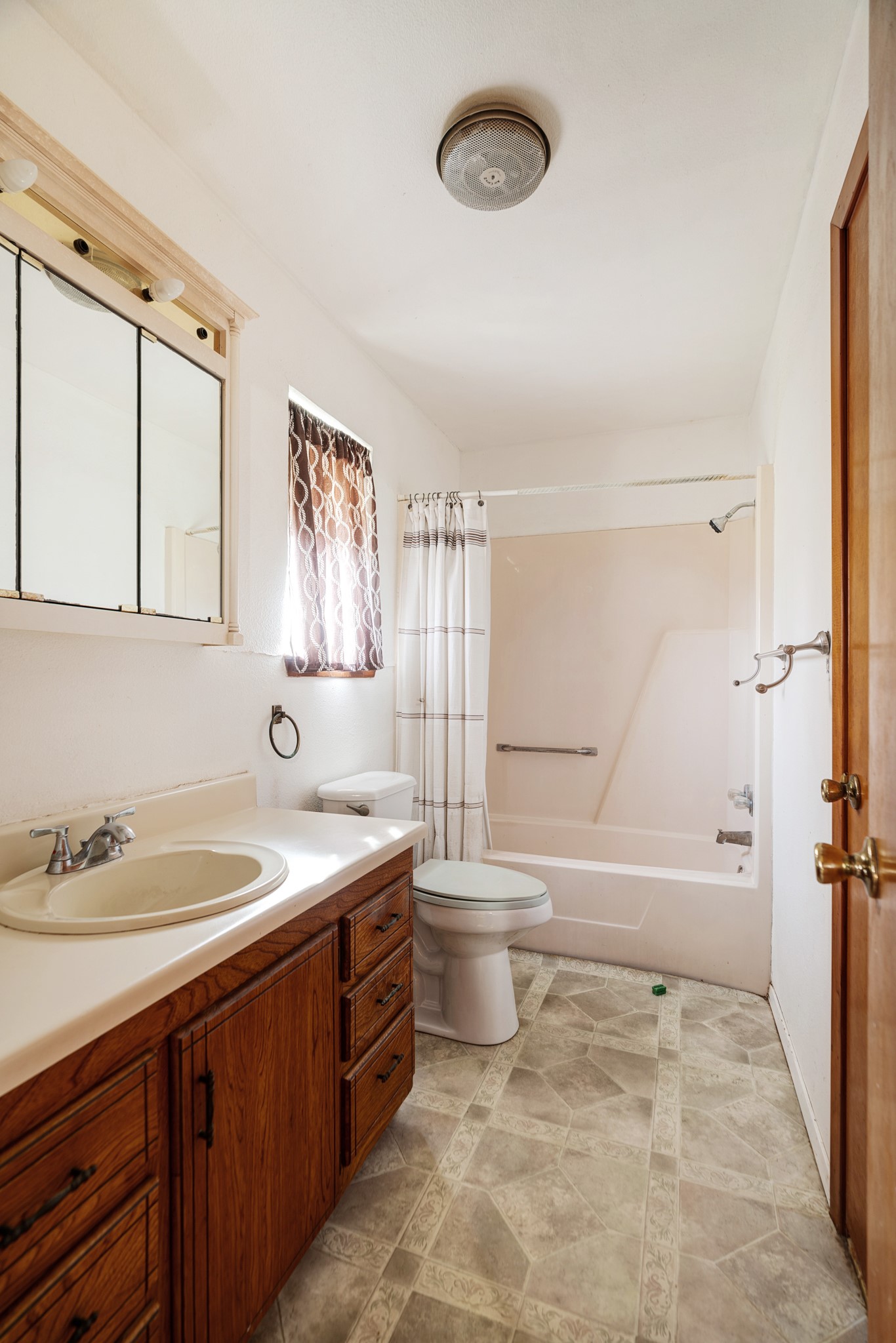4411 Fm-100 Honey Grove TX 75446