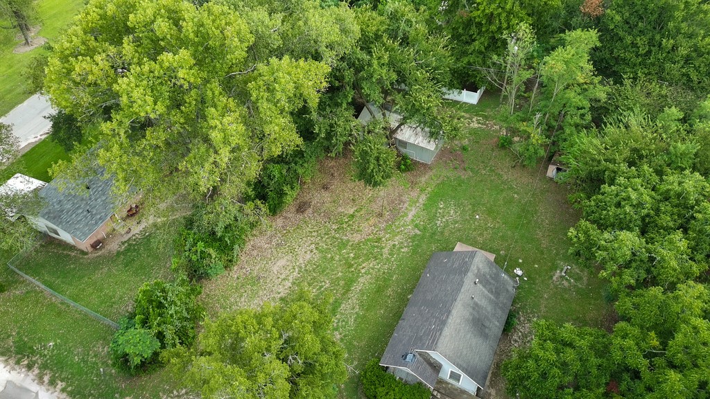 706 Spruce Street Teague TX 75860