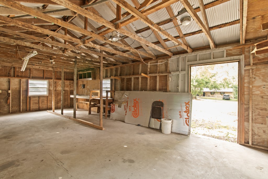 706 Spruce Street Teague TX 75860