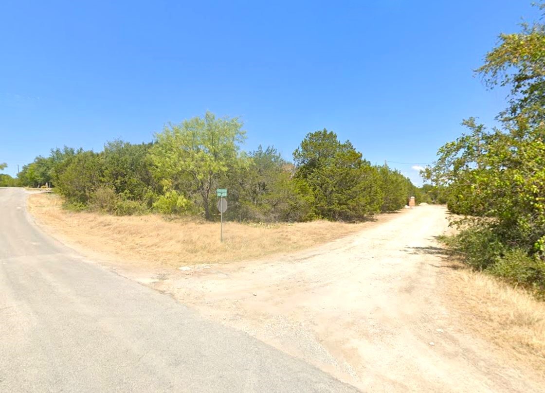 4601 Eagle Nest Court Granbury TX 76048