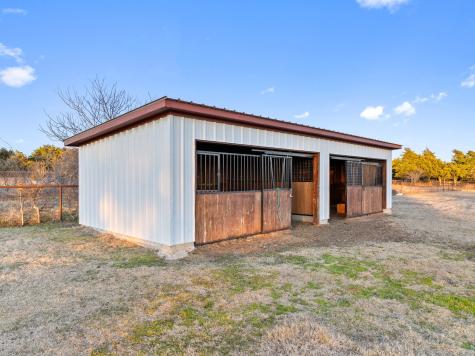 1715 S Joe Wilson Road Ovilla TX 75104