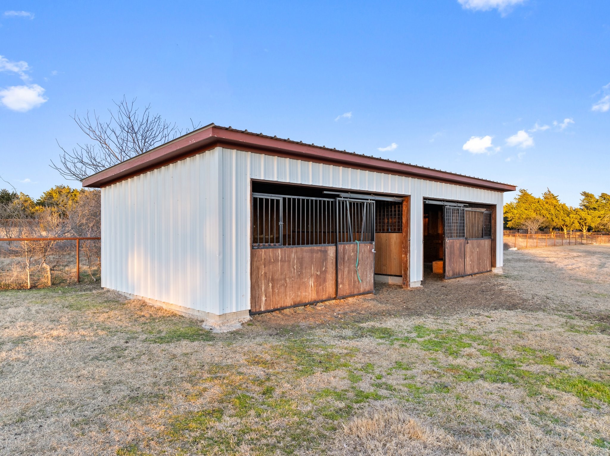 1715 S Joe Wilson Road Ovilla TX 75104