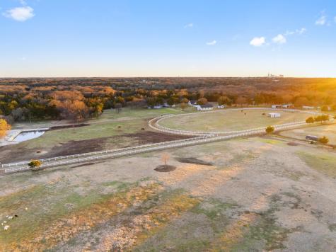 1715 S Joe Wilson Road Ovilla TX 75104