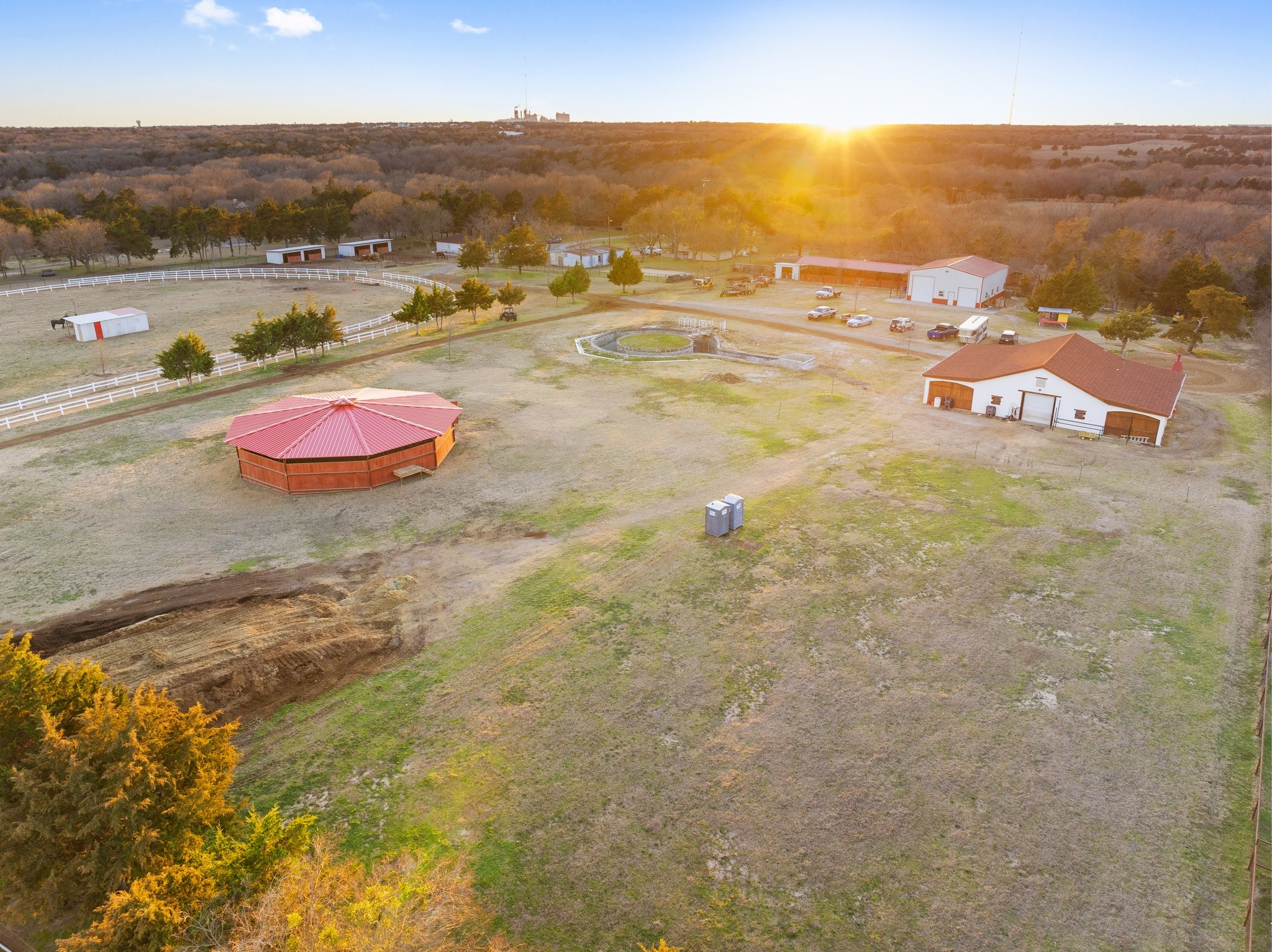 1715 S Joe Wilson Road Ovilla TX 75104