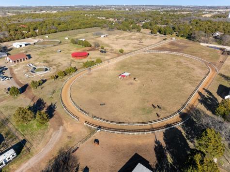 1715 S Joe Wilson Road Ovilla TX 75104