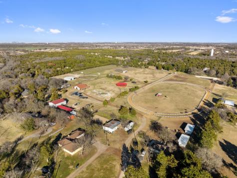 1715 S Joe Wilson Road Ovilla TX 75104