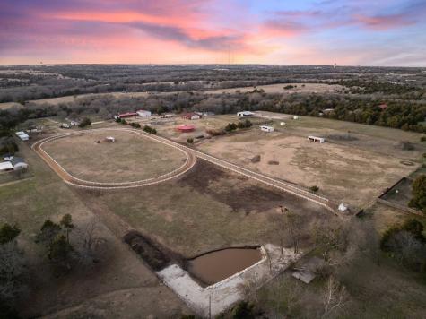 1715 S Joe Wilson Road Ovilla TX 75104