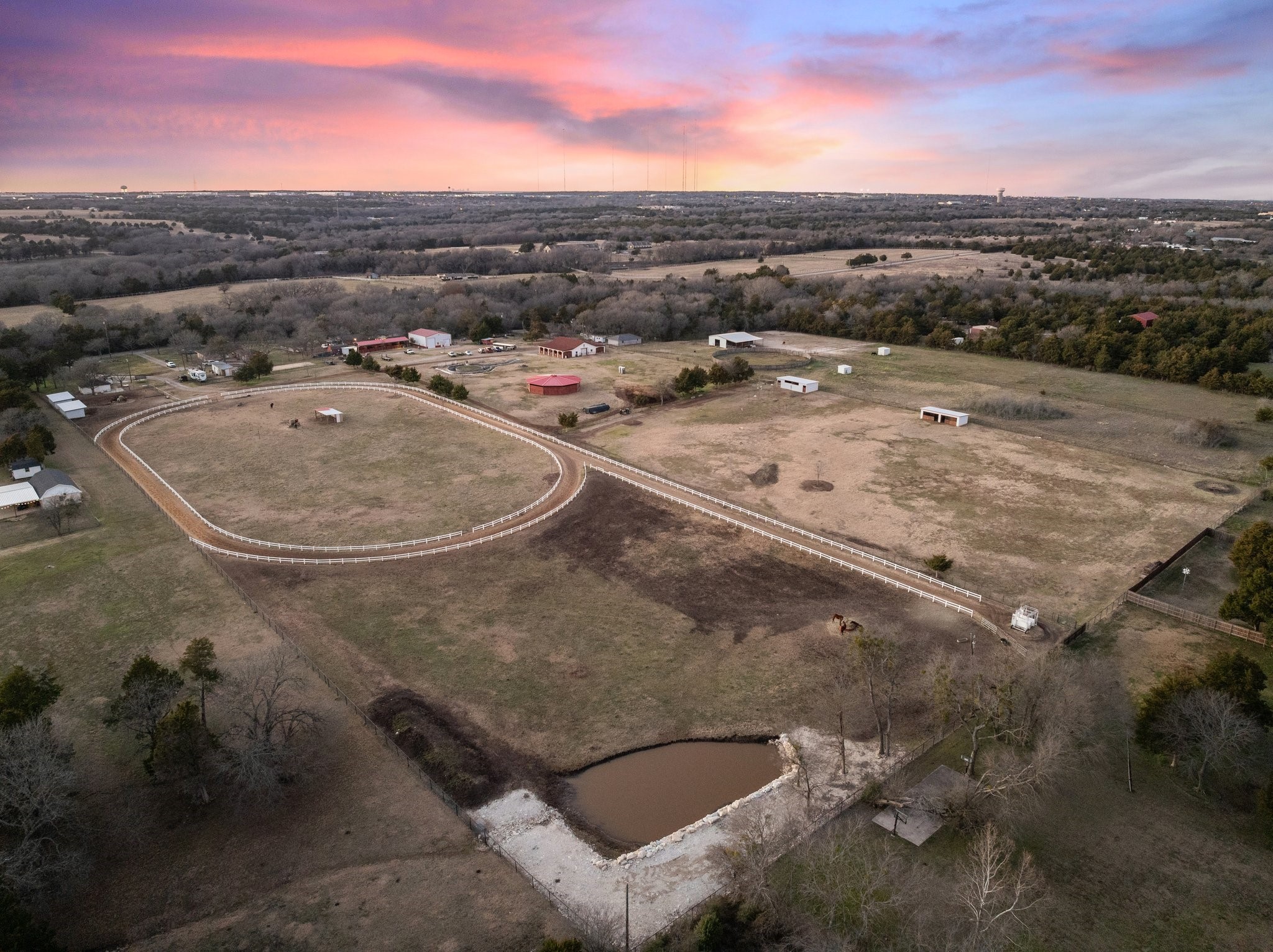 1715 S Joe Wilson Road Ovilla TX 75104