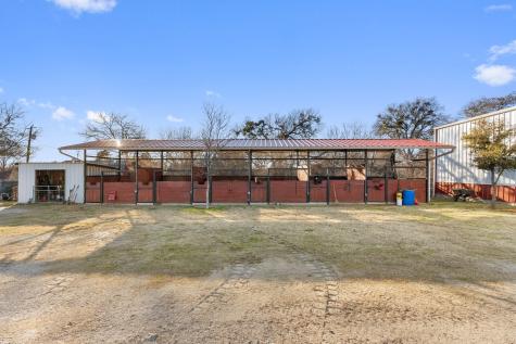 1715 S Joe Wilson Road Ovilla TX 75104