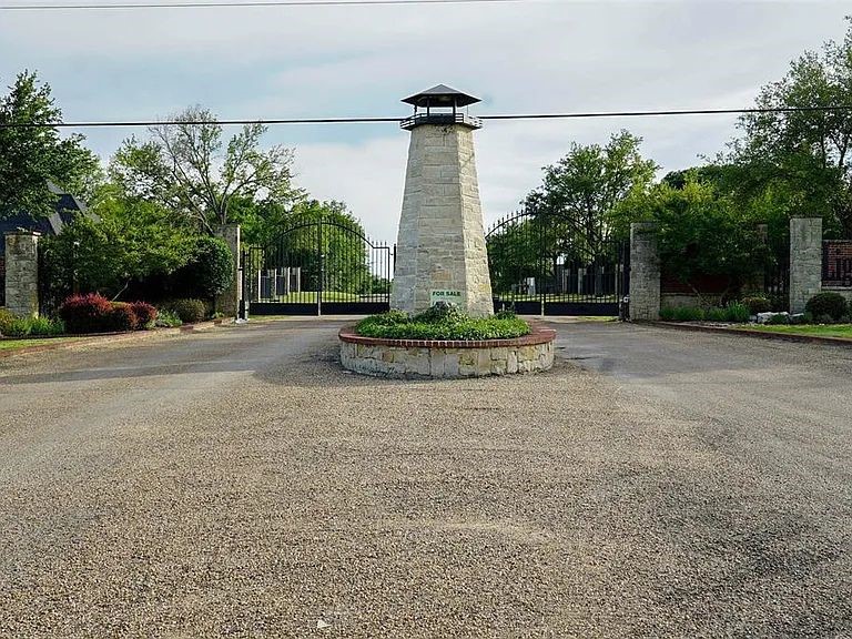107 Cape Shore Drive Mabank TX 75143