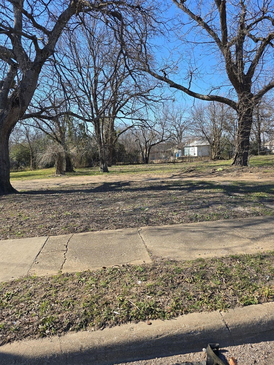 2115 S Denley Drive Dallas TX 75216