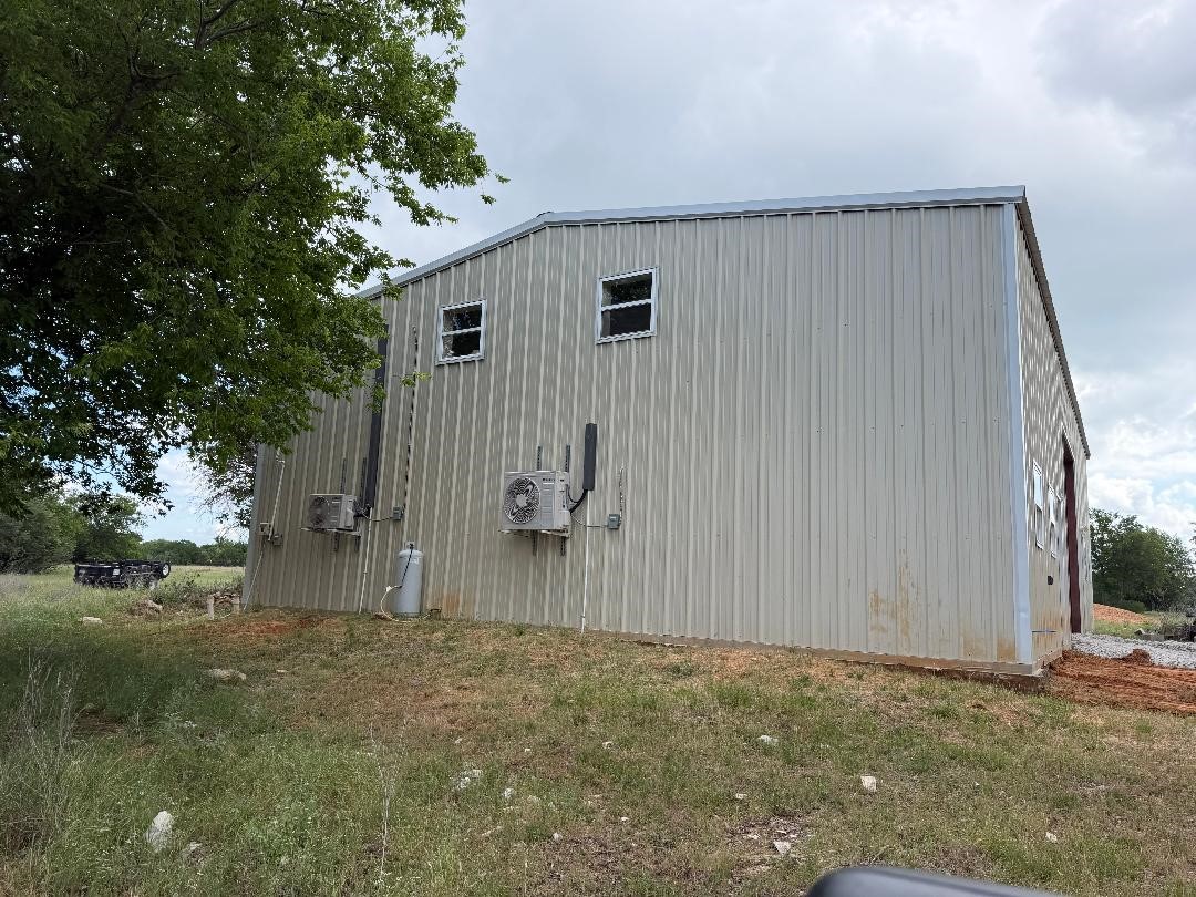 387 W Cr 1627 Avenue Meridian TX 76634