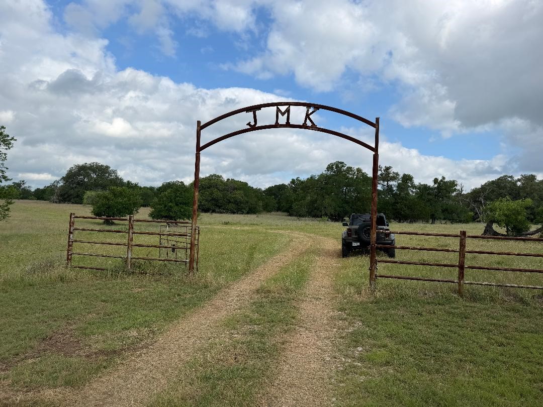 387 W Cr 1627 Avenue Meridian TX 76634