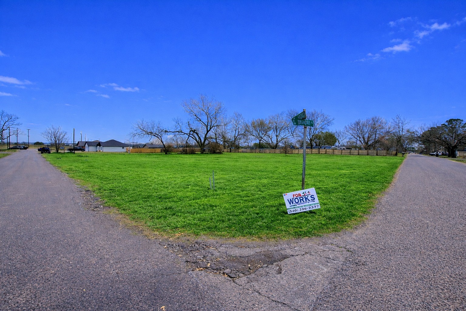 724 E Hughes Street Collinsville TX 76233