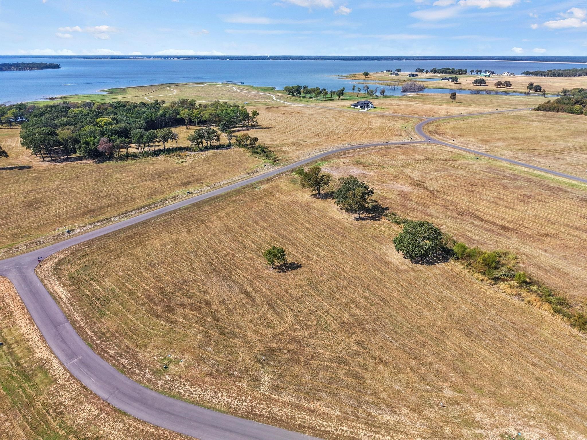 315 Lakewood Lane Honey Grove TX 75446