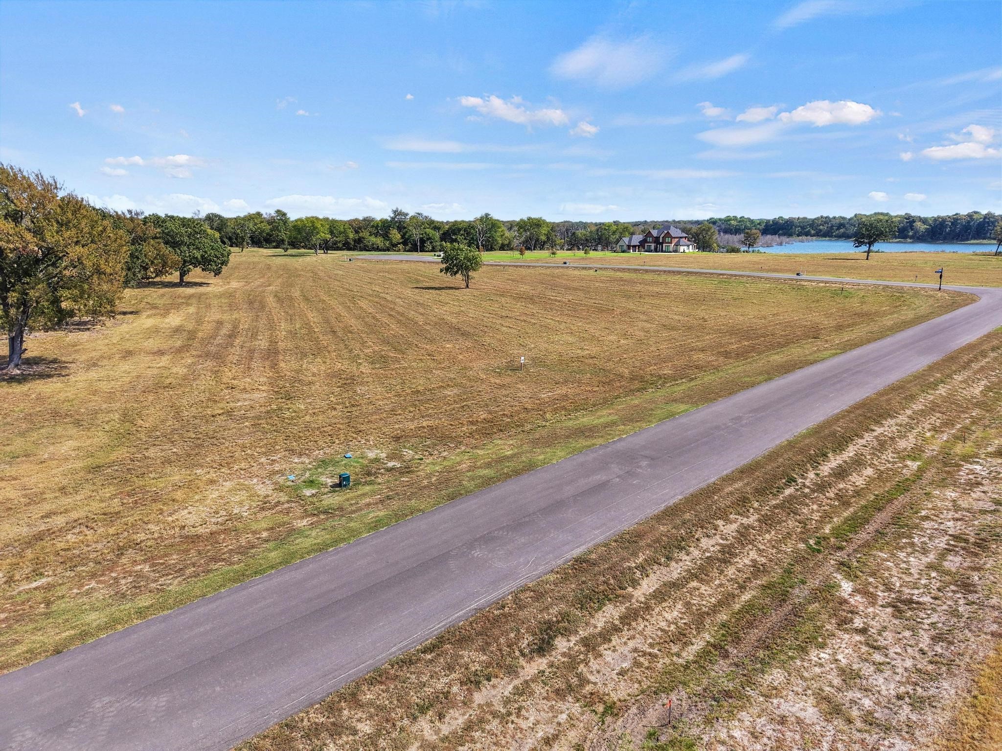 315 Lakewood Lane Honey Grove TX 75446