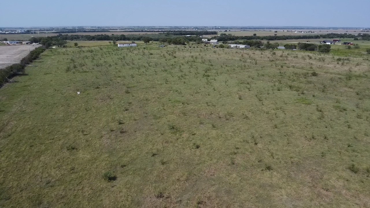 2778 Fm 339 Mount Calm TX 76673