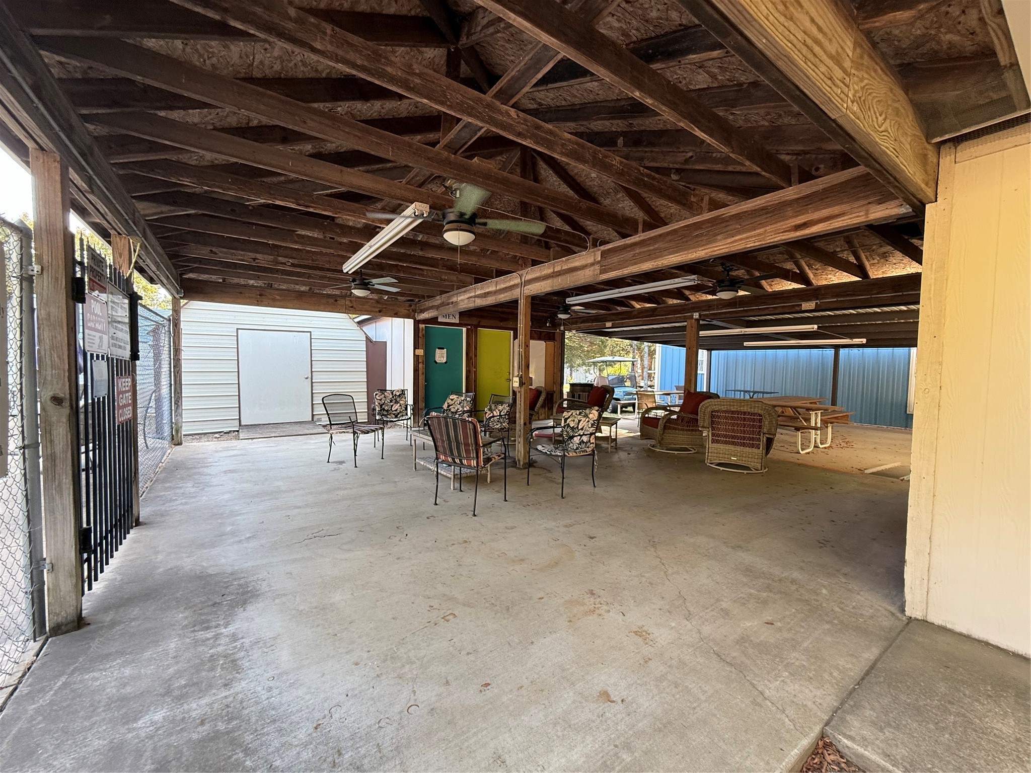 6435 N Fm 17 Yantis TX 75497