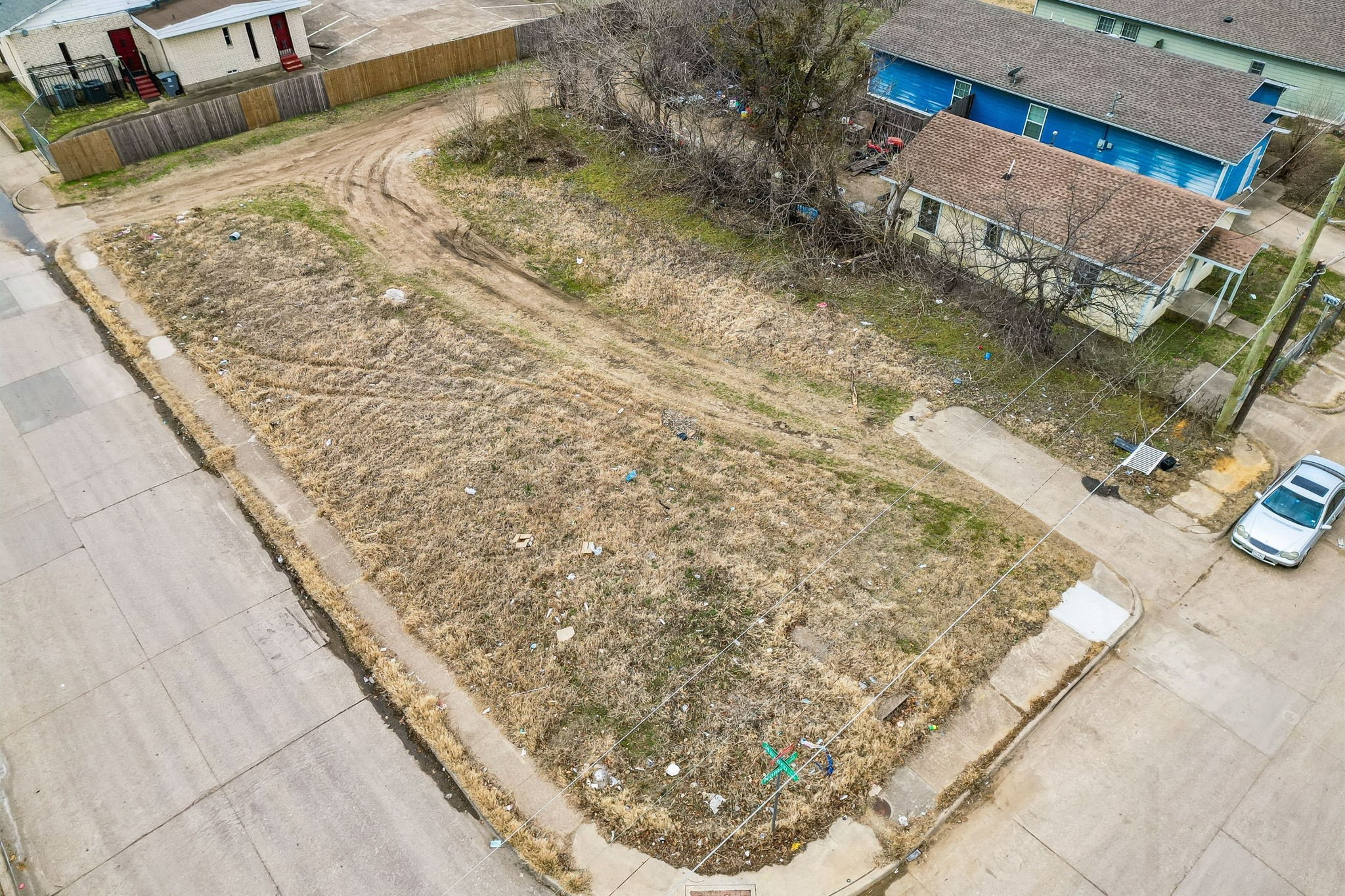 1702 Nomas Street Dallas TX 75212