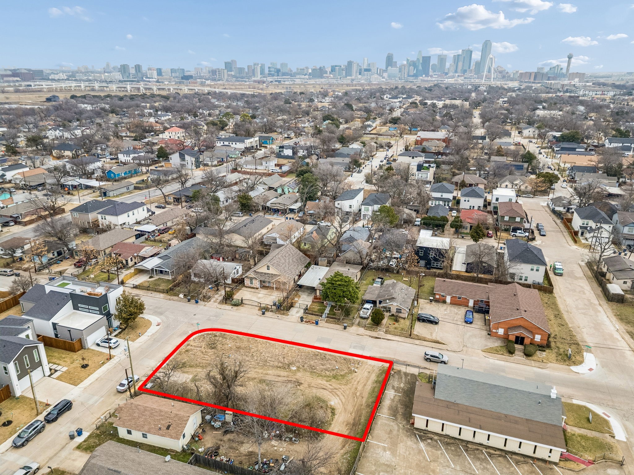 1702 Nomas Street Dallas TX 75212