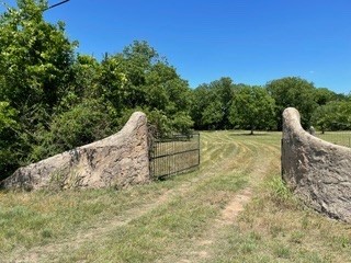 16824 Wortham Bend Road China Spring TX 76633