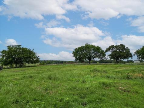 1405 Prairie Grove Road Valley View TX 76272