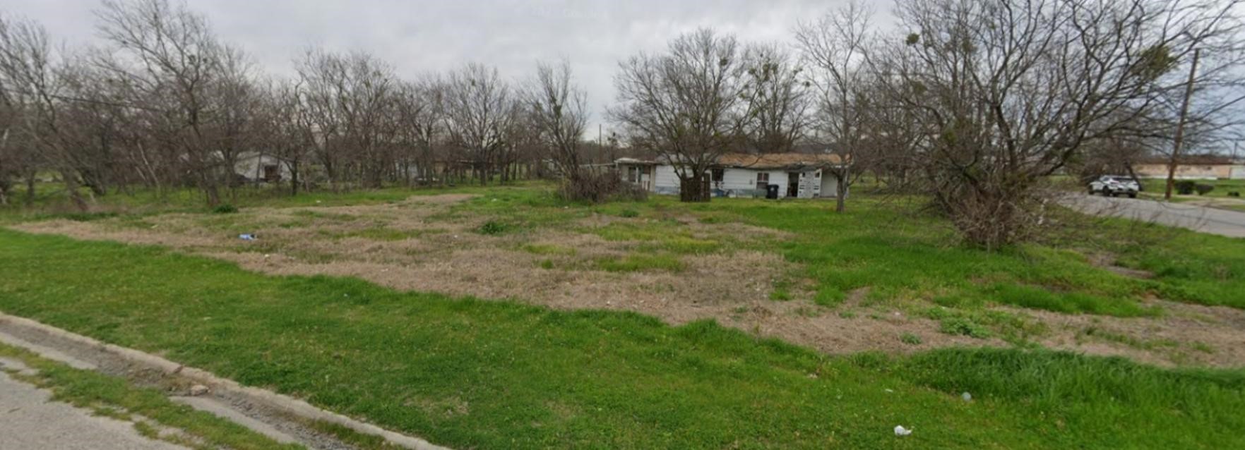 802 E 12th Avenue Corsicana TX 75110