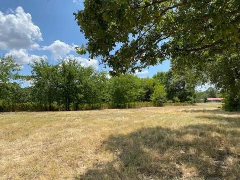 1020 County Road 45800 Blossom TX 75416