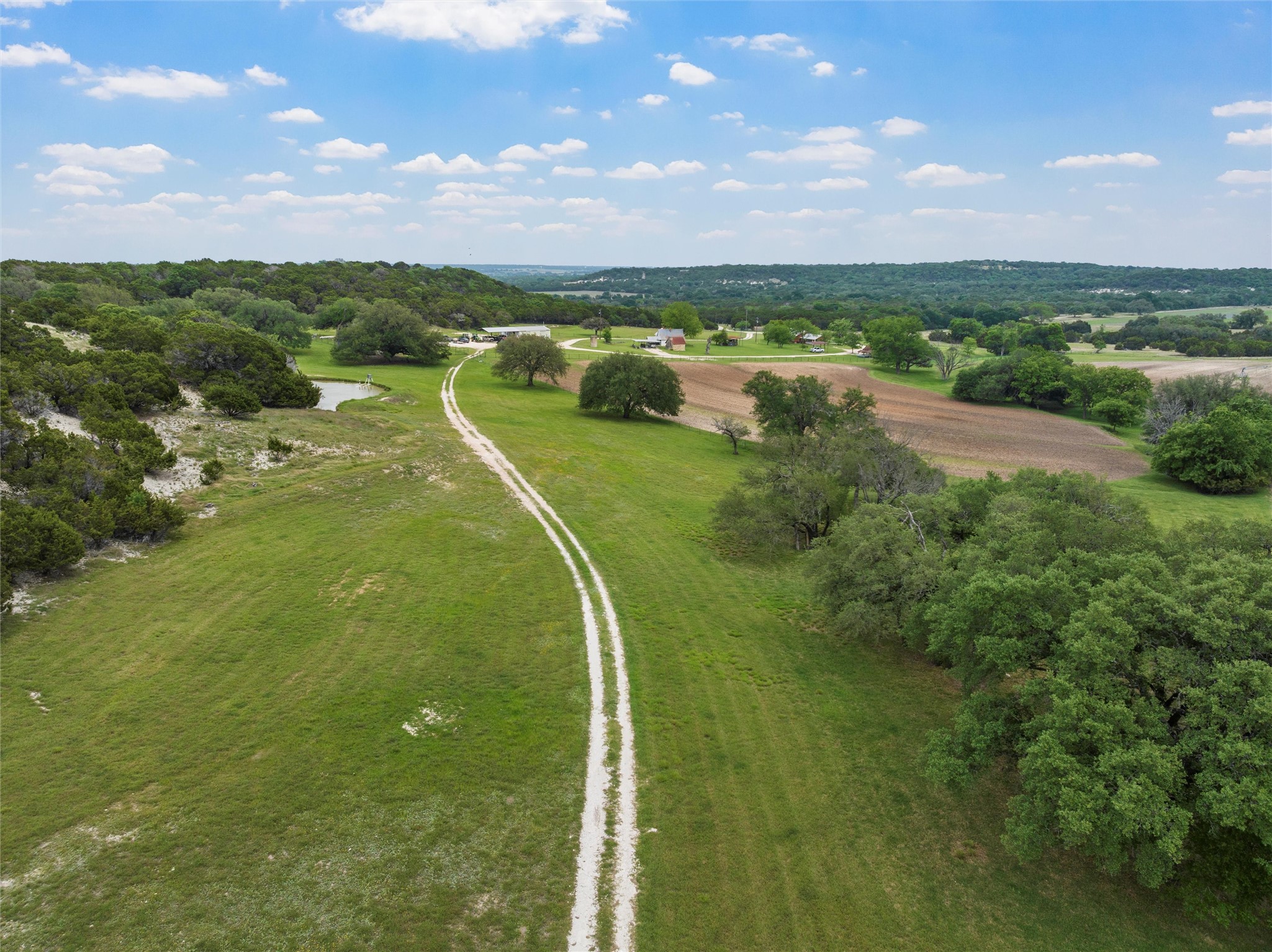 614 County Road 4165 Cranfills Gap TX 76637