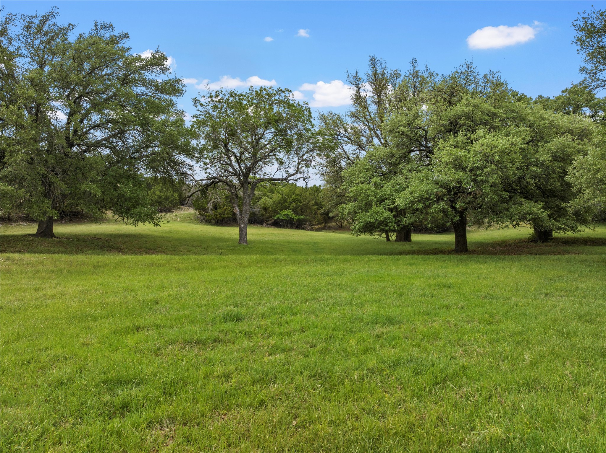 614 County Road 4165 Cranfills Gap TX 76637