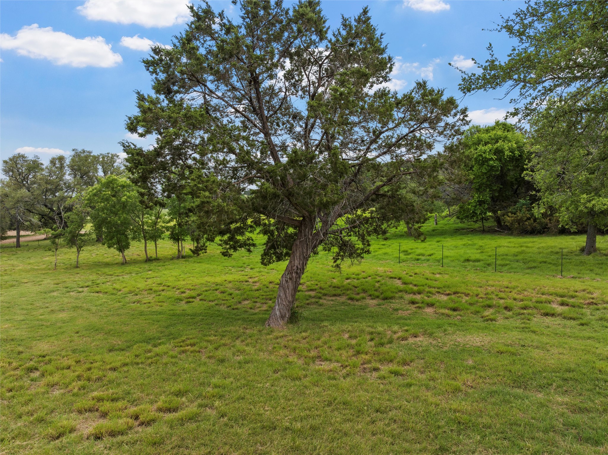 614 County Road 4165 Cranfills Gap TX 76637