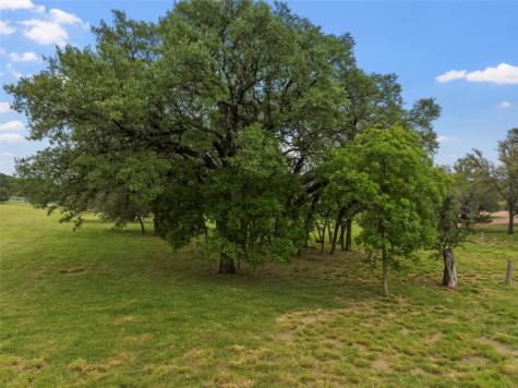 614 County Road 4165 Cranfills Gap TX 76637