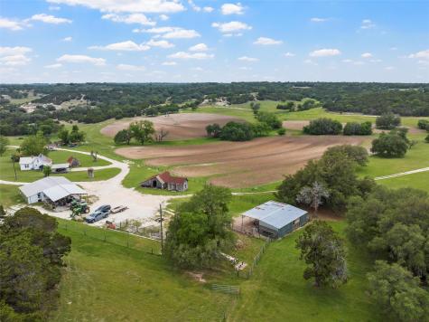 614 County Road 4165 Cranfills Gap TX 76637