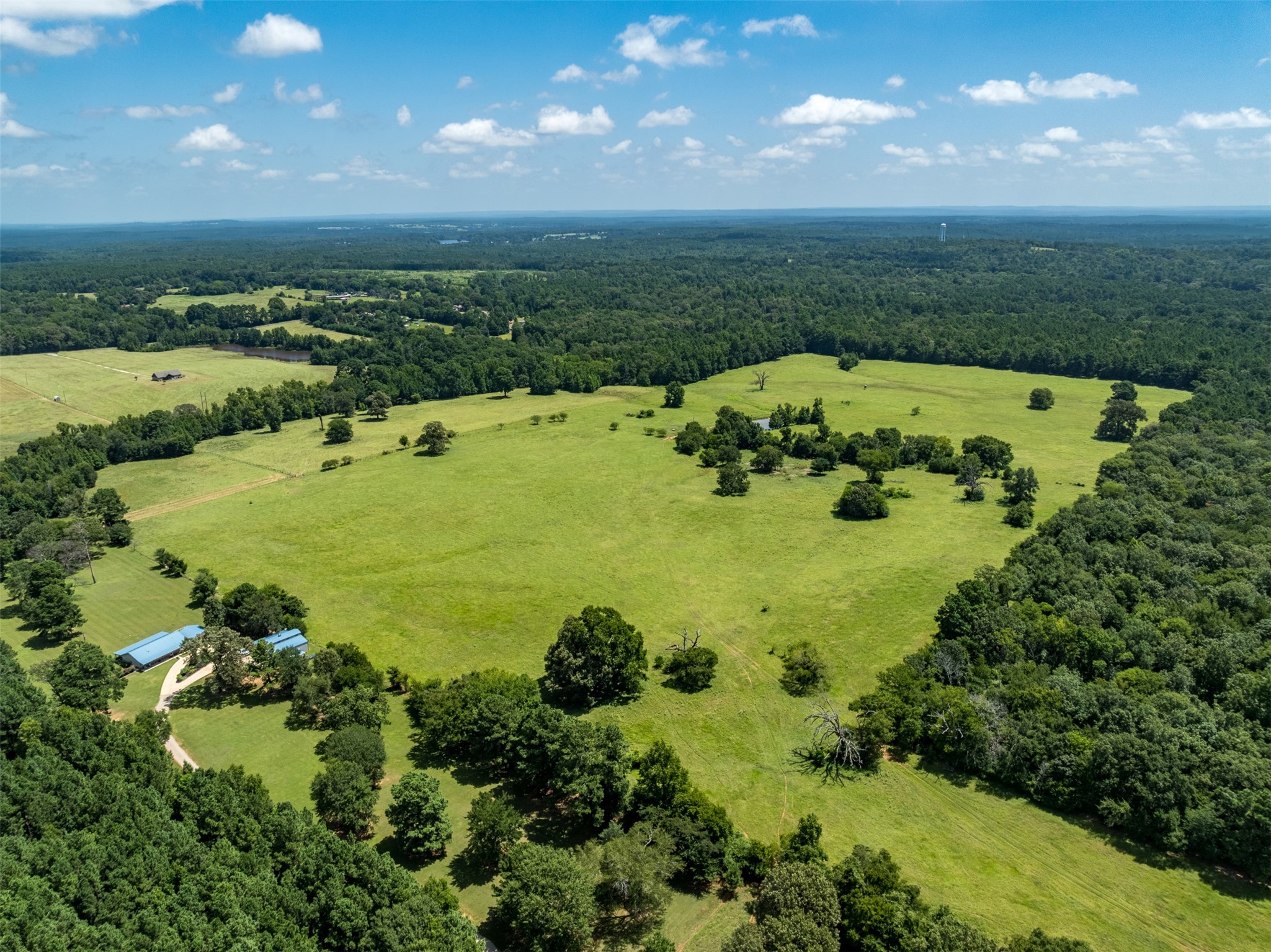 1044 Acr 379 Palestine TX 75801