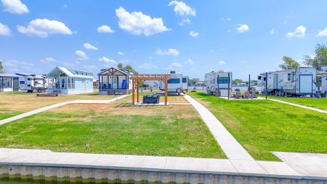 6452 Peninsula Road Kerens TX 75144