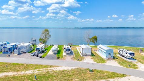 6452 Peninsula Road Kerens TX 75144