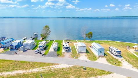 6452 Peninsula Road Kerens TX 75144