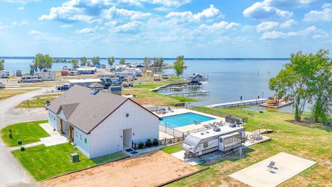 6452 Peninsula Road Kerens TX 75144