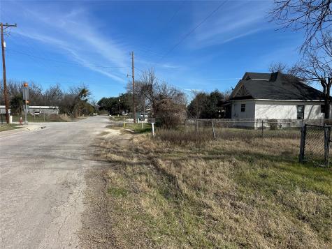 605 W Church Street San Saba TX 76877