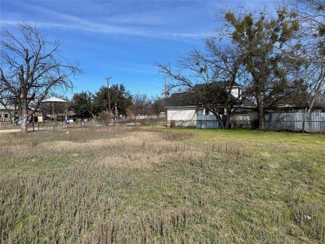 605 W Church Street San Saba TX 76877